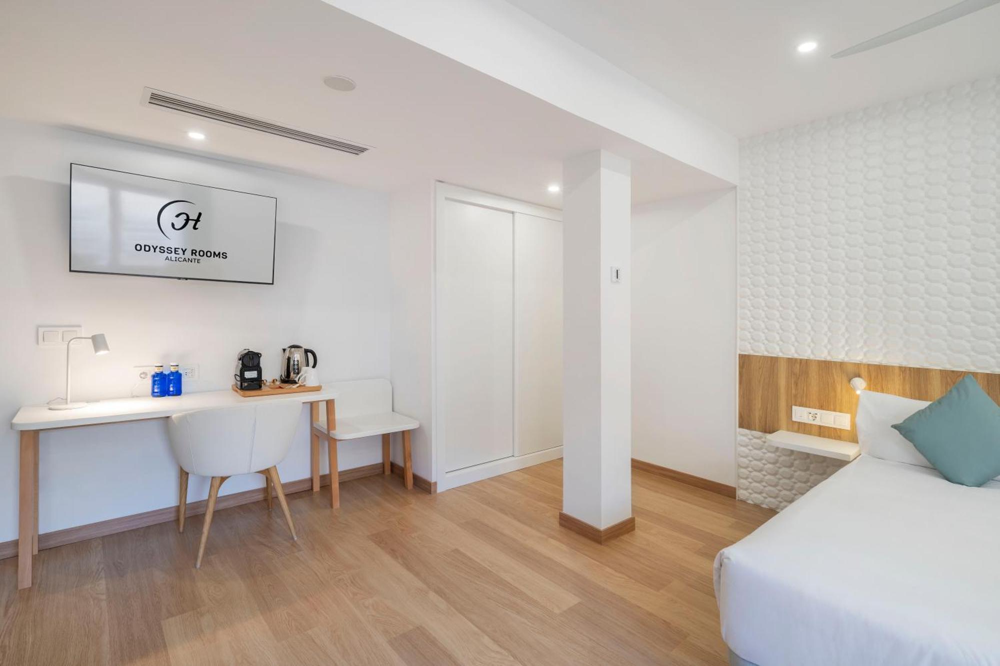 Odyssey Rooms Аликанте Экстерьер фото